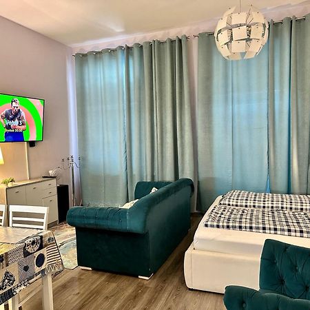 Kings Main Square Apartment Poprad Buitenkant foto