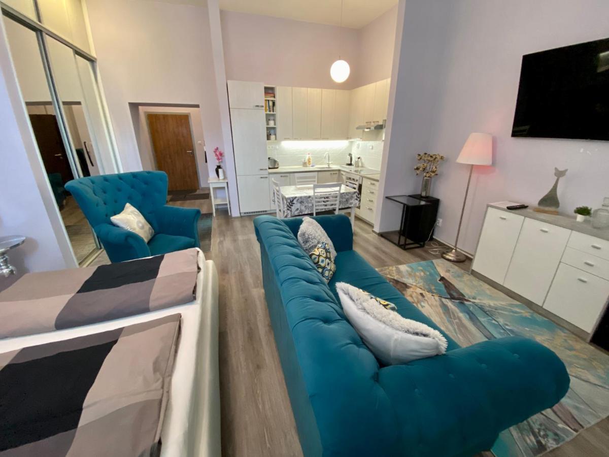 Kings Main Square Apartment Poprad Buitenkant foto